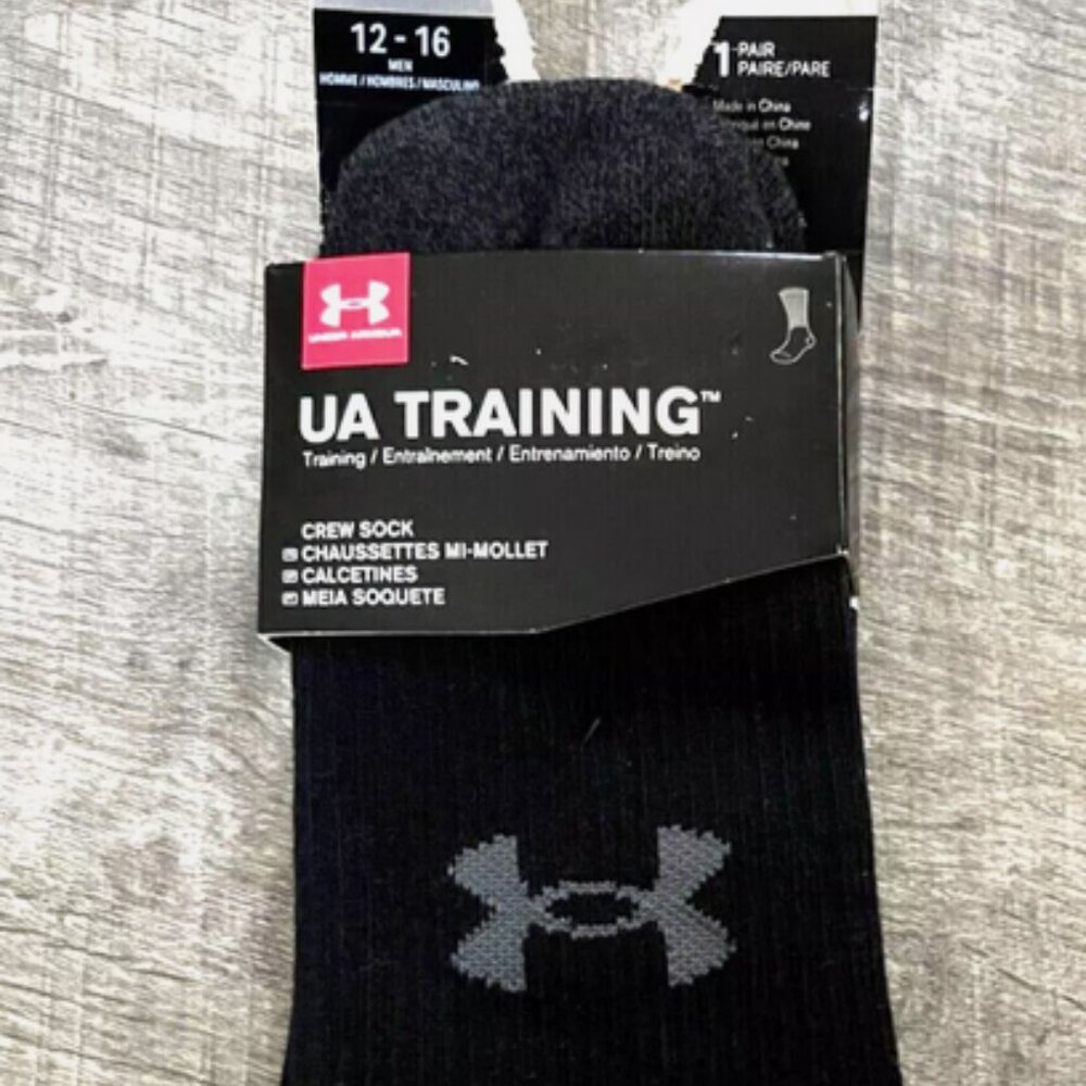 UNDER ARMOUR TRAINING CREW SOCKS STYLE #U064P1 001 BLACK 1329331-001 SIZE 12-16